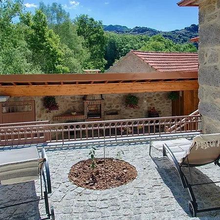 Casa Da Ramisqueira * Каштру-Лаборейру